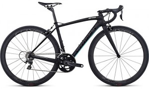 S-Works Amira is available in a 44 cm frame size