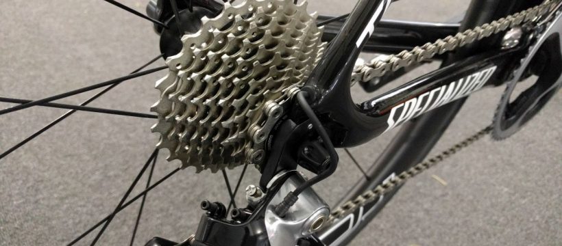 efficient gear changing on your road bike